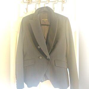 Banana Republic super cute blk blazer Size 8